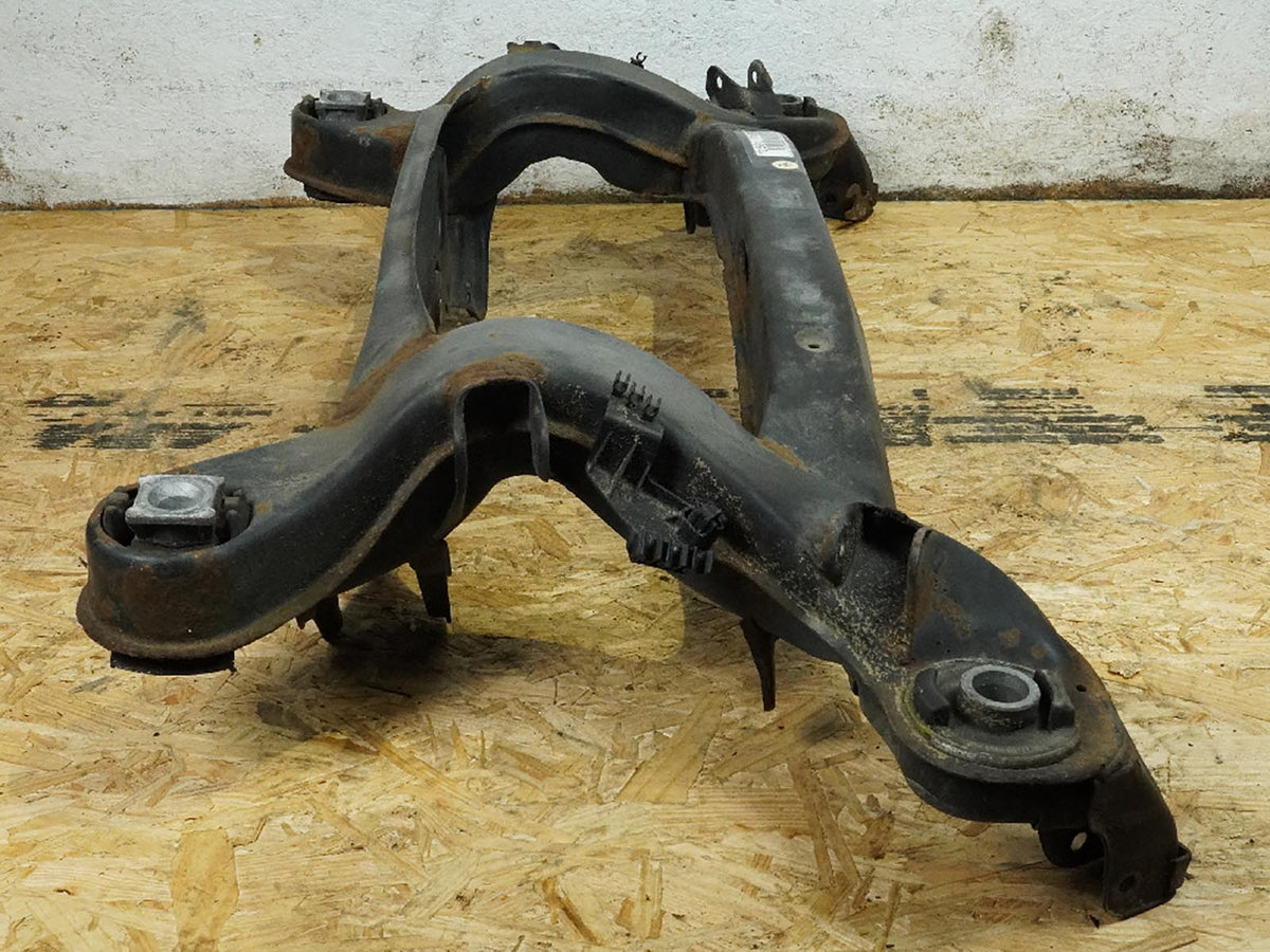 2006 - 2011 Mercedes Benz Slk Class R171 Rwd Crossmember Subframe Bracket Rear