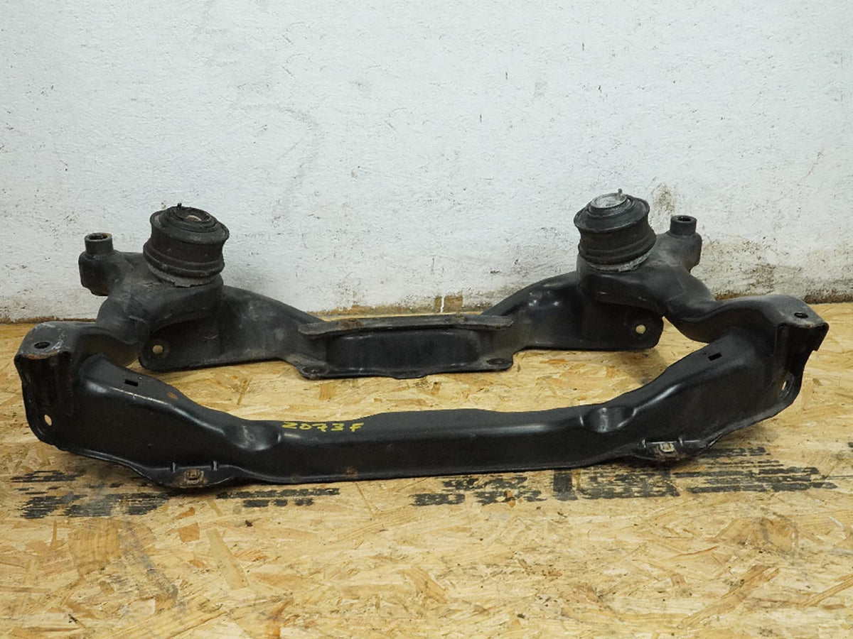 2005 - 2009 Mercedes Benz Slk Class R171 Rwd Crossmember Subframe Bracket Front