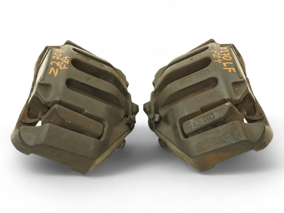 06-10 BMW M6 M5 E64 E63 E60 Brake Caliper Stop Front Left Right Set 34112283171