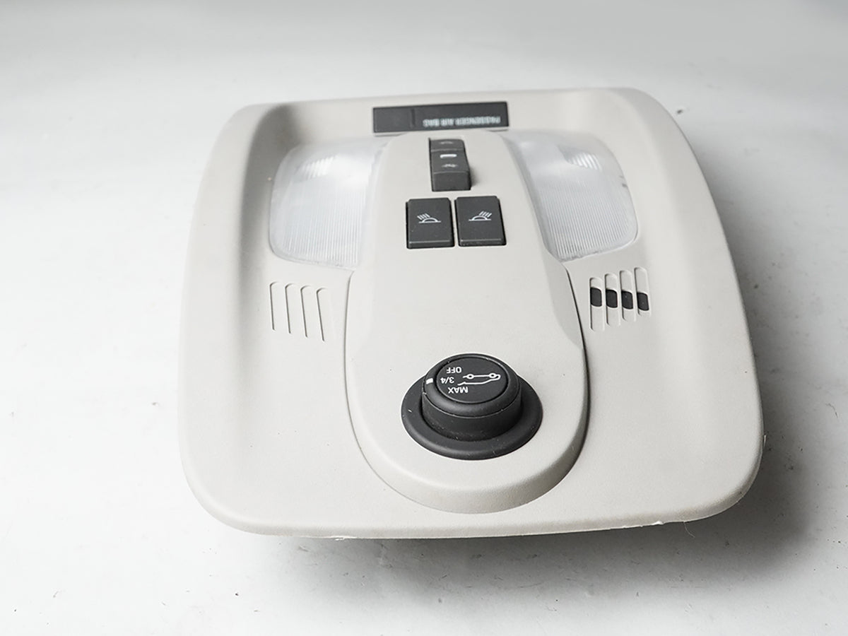 2010 - 2017 Chevrolet Equinox Dome Light Lamp Reading Console Overhead Switch