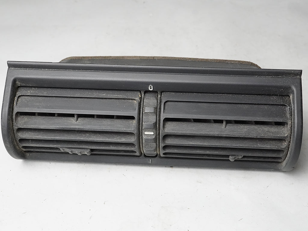  2000 - 2002 BMW Z3 ROADSTER AC HEATER GRILLE AIR VENT DASH CENTER FRONT OEM, used