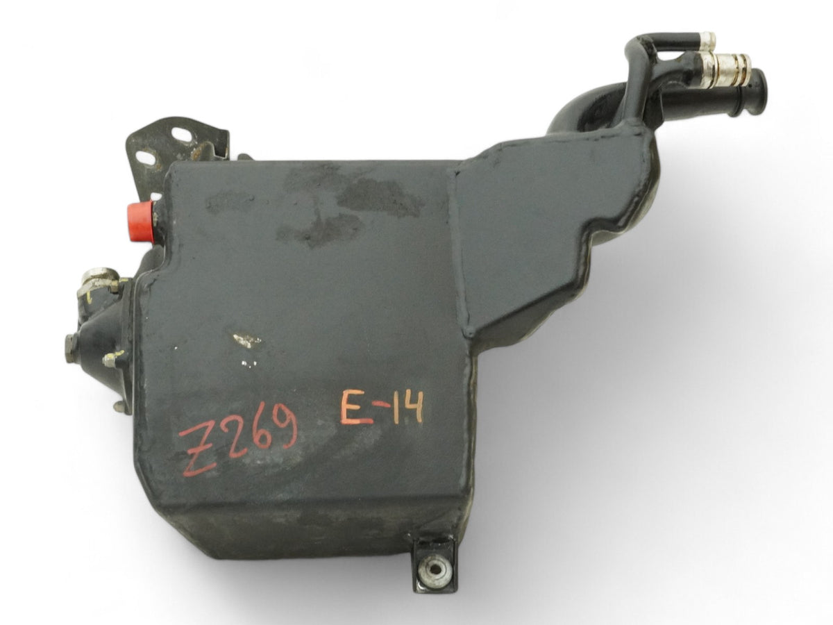 2005 - 2007 Maserati QuaTTroprote M139 Oil Tank Engine Motor Unit Front OEM