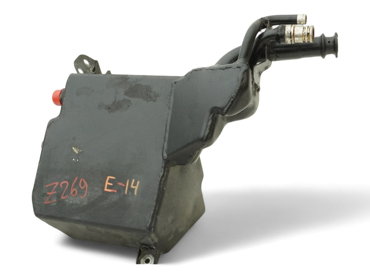 2005 - 2007 Maserati QuaTTroprote M139 Oil Tank Engine Motor Unit Front OEM