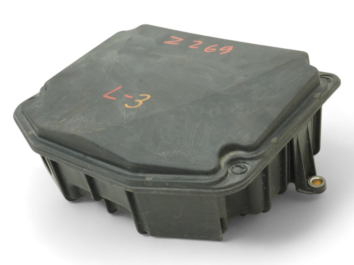 2004 - 2019 Maserati QuaTTroporte M139 Cover Bay Fuse Relay Box Junction Engine