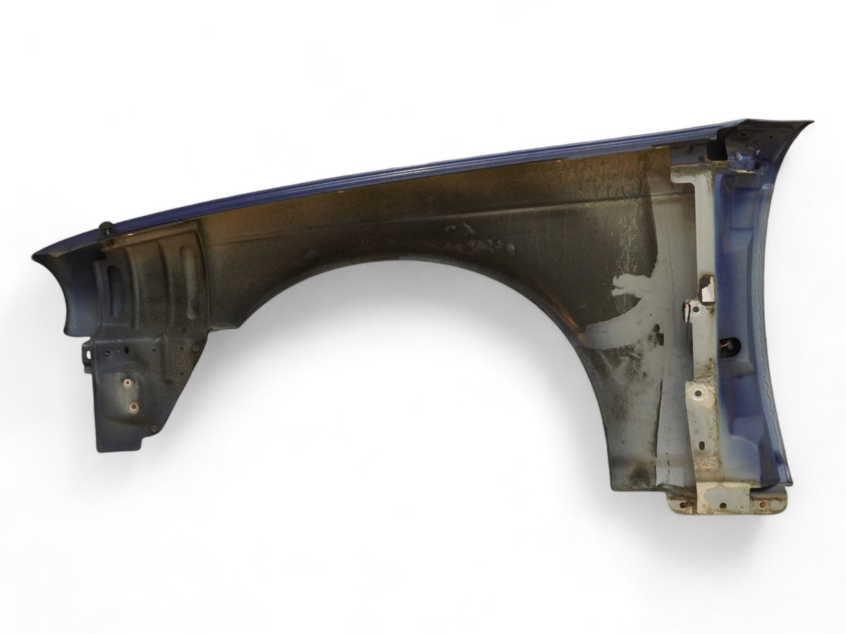 2004 - 2005 Jaguar Vanden Plas Xj8 X350 Fender Panel Ultraviolet Jbc1974 Fr Rh