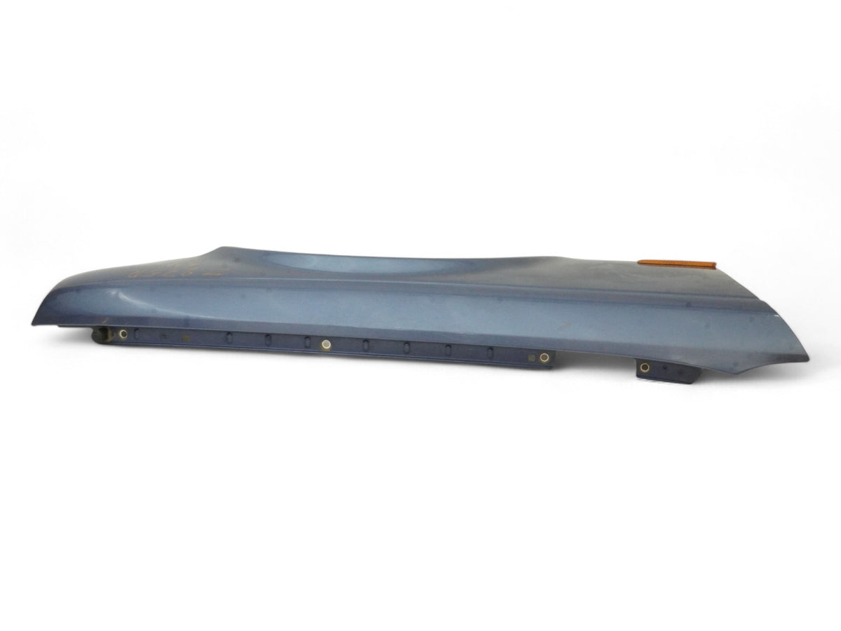 2004 - 2005 Jaguar Vanden Plas Xj8 X350 Fender Panel Ultraviolet Jbc1974 Fr Rh