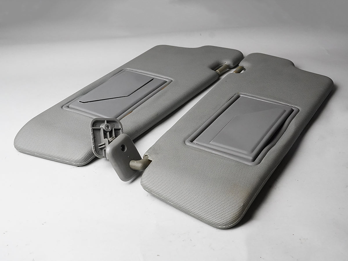 2004 - 2008 Suzuki Forenza Sun Visor Shade Interior Set Of 2 Left Right OEM