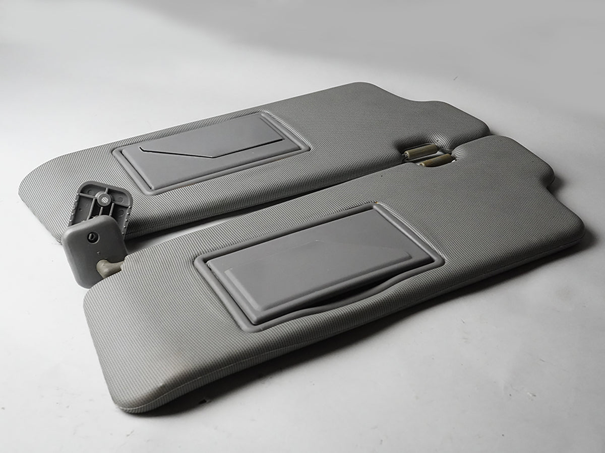 2004 - 2008 Suzuki Forenza Sun Visor Shade Interior Set Of 2 Left Right OEM