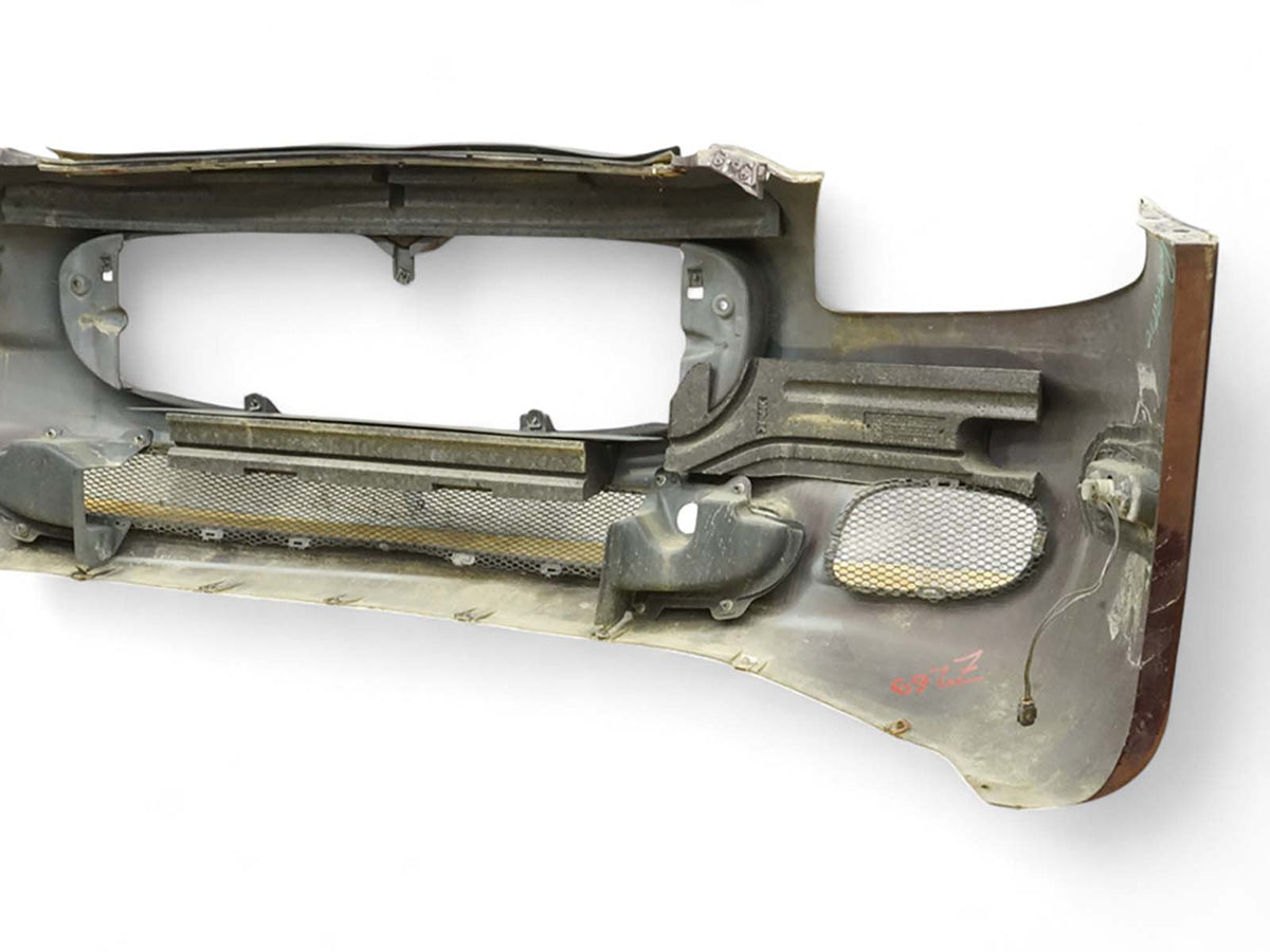 2003 - 2008 Maserati Quatroporte M139 Bumper Panel Cover Exterior Front OEM