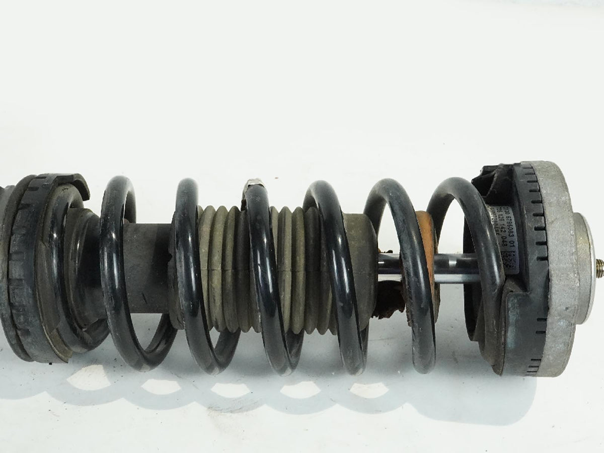 2011 - 2013 Bmw 5 Series F10 528I Rwd Shock Strut Absrober Coil Spring Front Rh