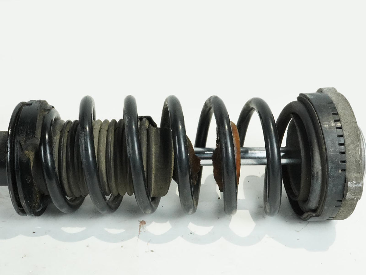 2011 - 2013 Bmw 5 Series F10 528I Rwd Shock Strut Absrober Coil Spring Front Lh
