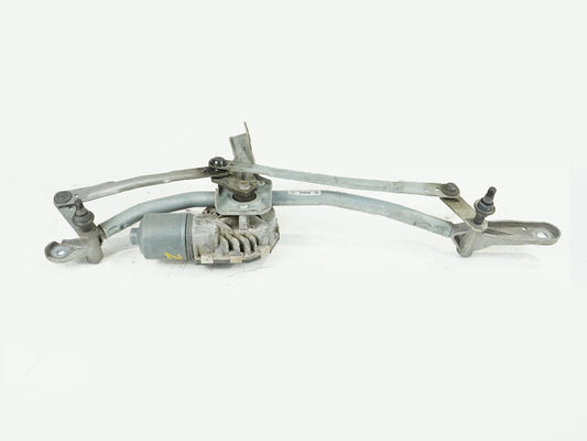 2011 - 2016 Bmw 5 Series F10 Linkage Wiper W Motor Transmission Windshield Front