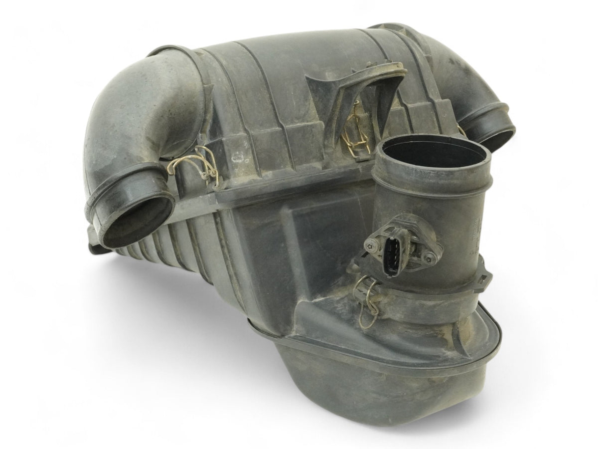 2005 - 2007 Maserati QuaTToporte M139 Air Intake Cleaner Box Filter Housing OEM