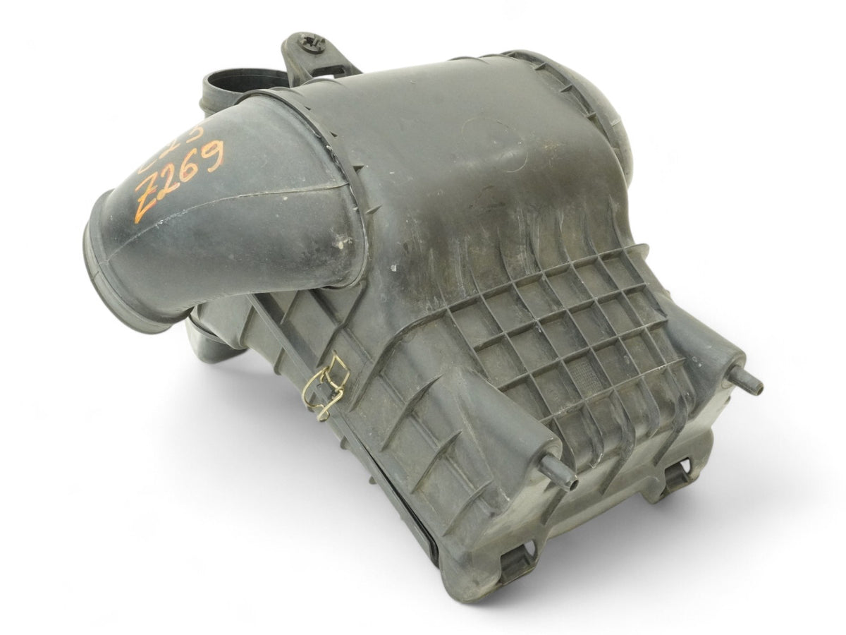 2005 - 2007 Maserati QuaTToporte M139 Air Intake Cleaner Box Filter Housing OEM