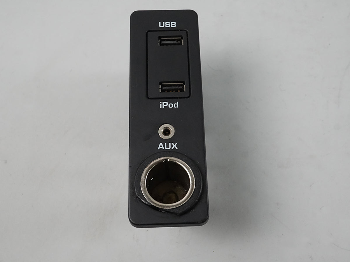 2010 - 2015 Jaguar Xf Usb Jack Port Ipod Console Center Unit Aw9319C166Aa OEM
