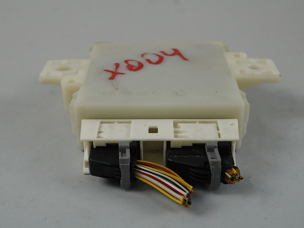 2010 - 2013 Mercedes Benz E Class W212 E550 Pdc Parking Distance Module Sensors