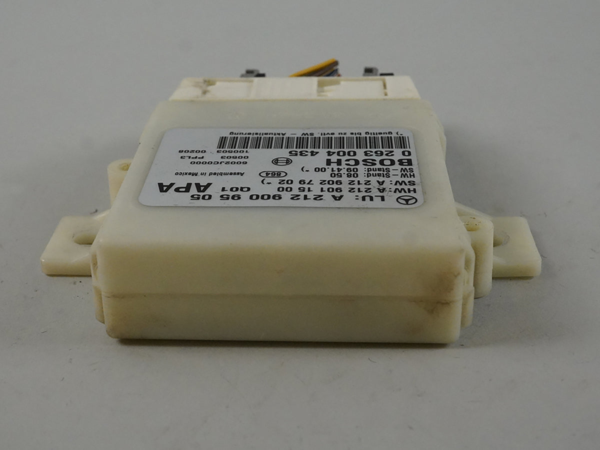 2010 - 2013 Mercedes Benz E Class W212 E550 Pdc Parking Distance Module Sensors
