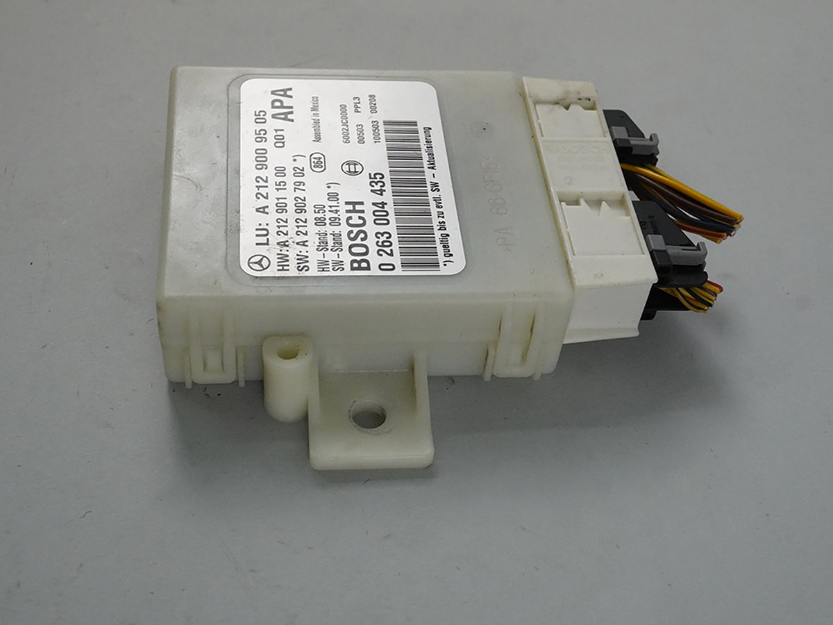 2010 - 2013 Mercedes Benz E Class W212 E550 Pdc Parking Distance Module Sensors