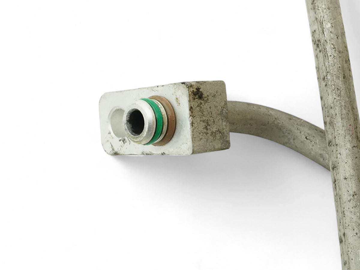 2005 - 2008 Maserati QuaTTroporte M139 Hose Pipe Air Conditioning Commpressor
