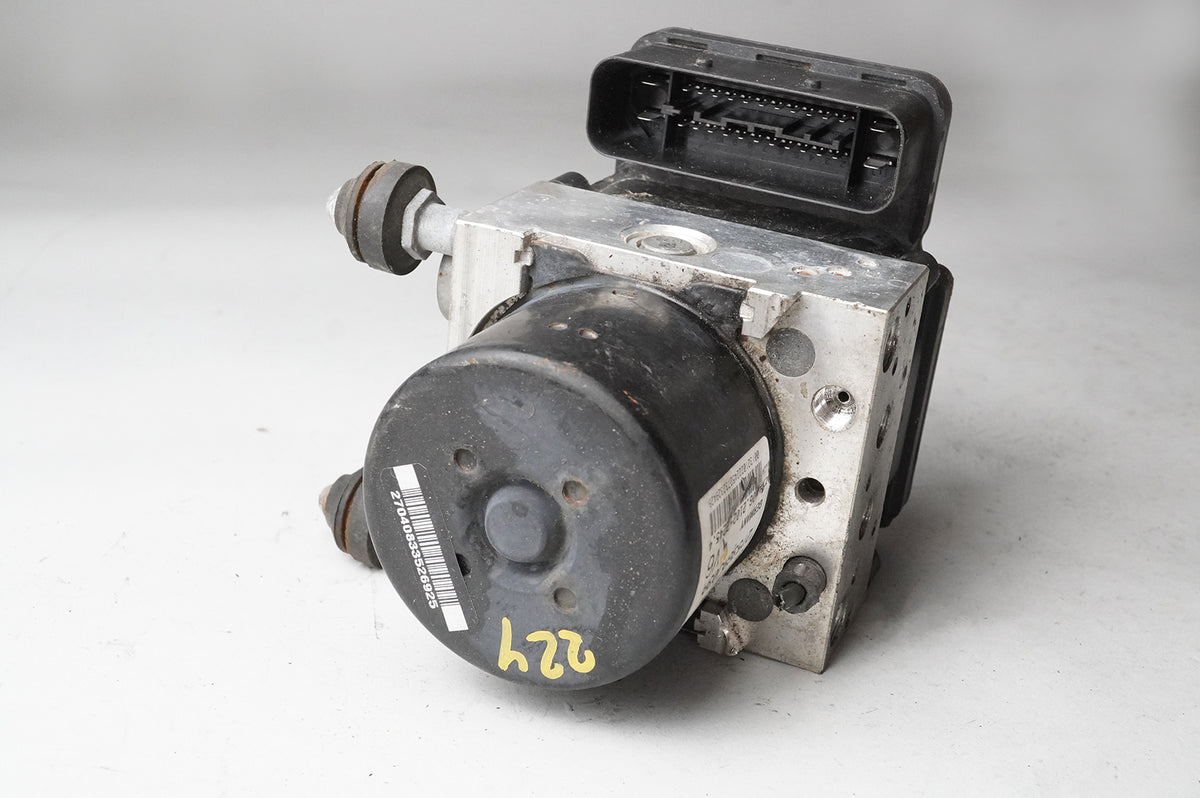 2013 - 2014 Subaru Legacy At Awd Abs Anti Lock Brake Control Module Pump Unit OEM