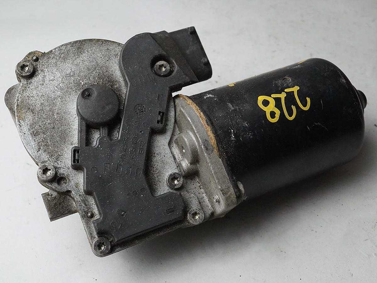1996 - 2002 Bmw Z3 Roadster Wiper Arm Motor Windshield Window Unit Front OEM