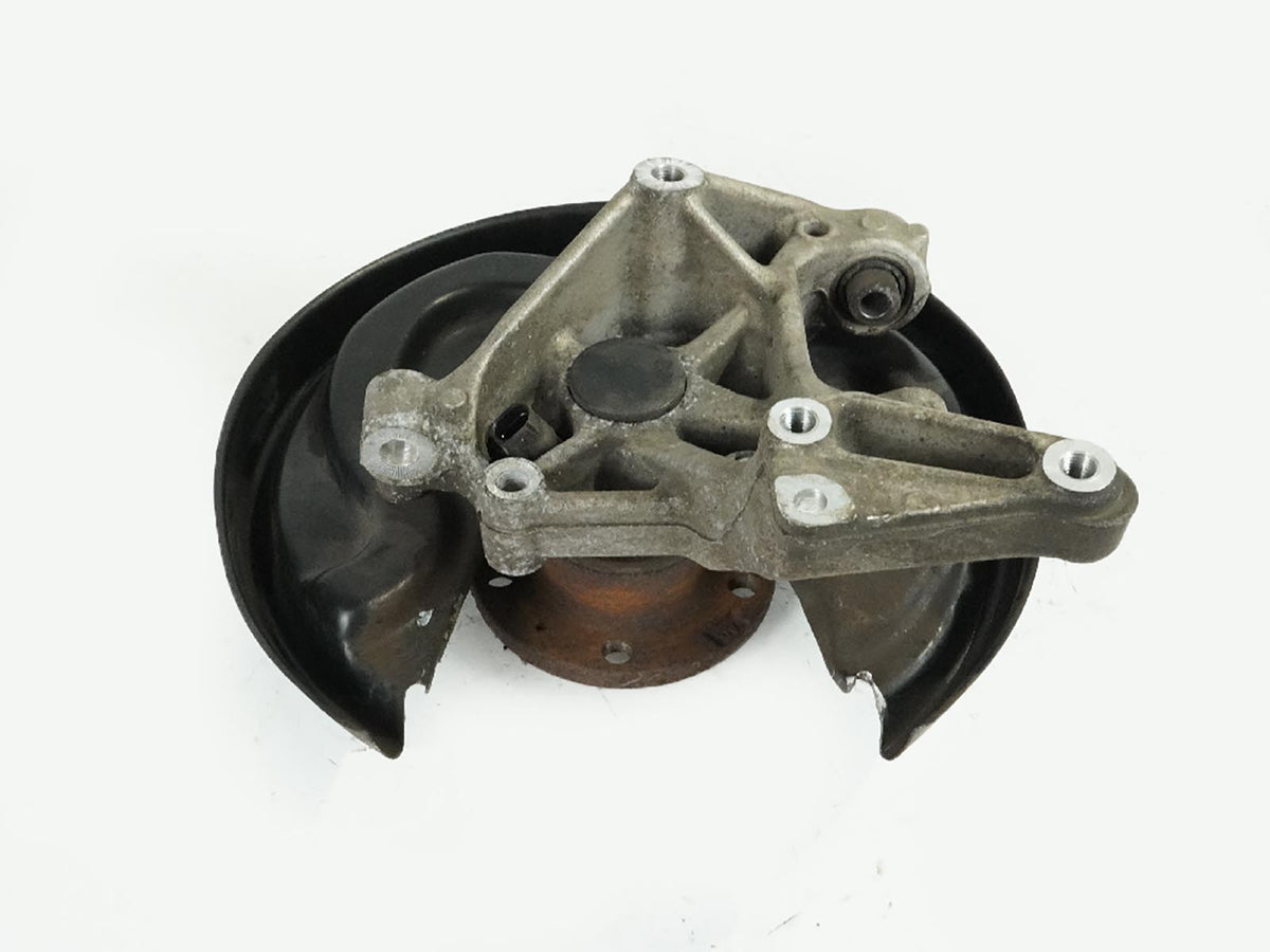 2008 - 2010 Audi TT Mk2 Fwd Spindle Knuckle Hub W Bearing Dust Shield Rear Right