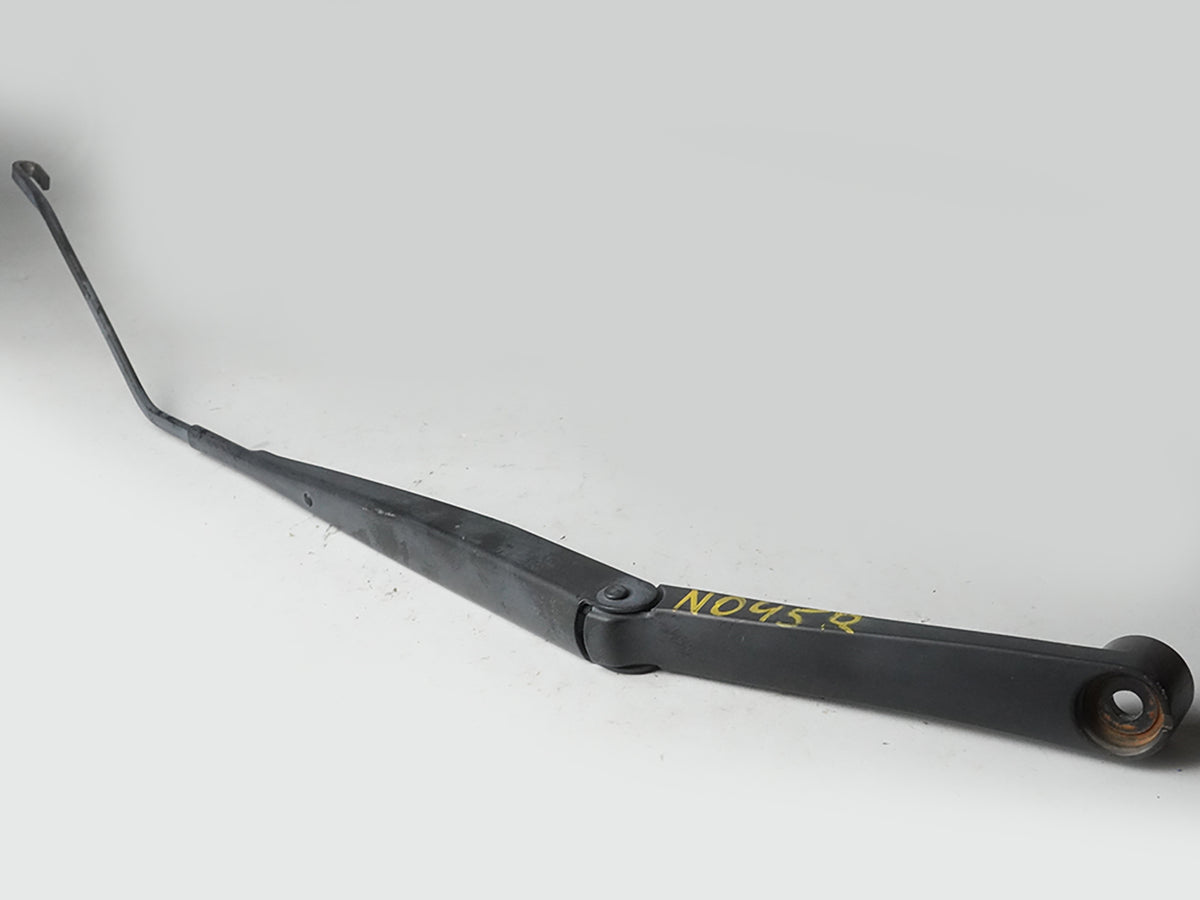 2011 - 2016 Chevrolet Cruze Wiper Arm Cleaner Windshield Right Passenger OEM