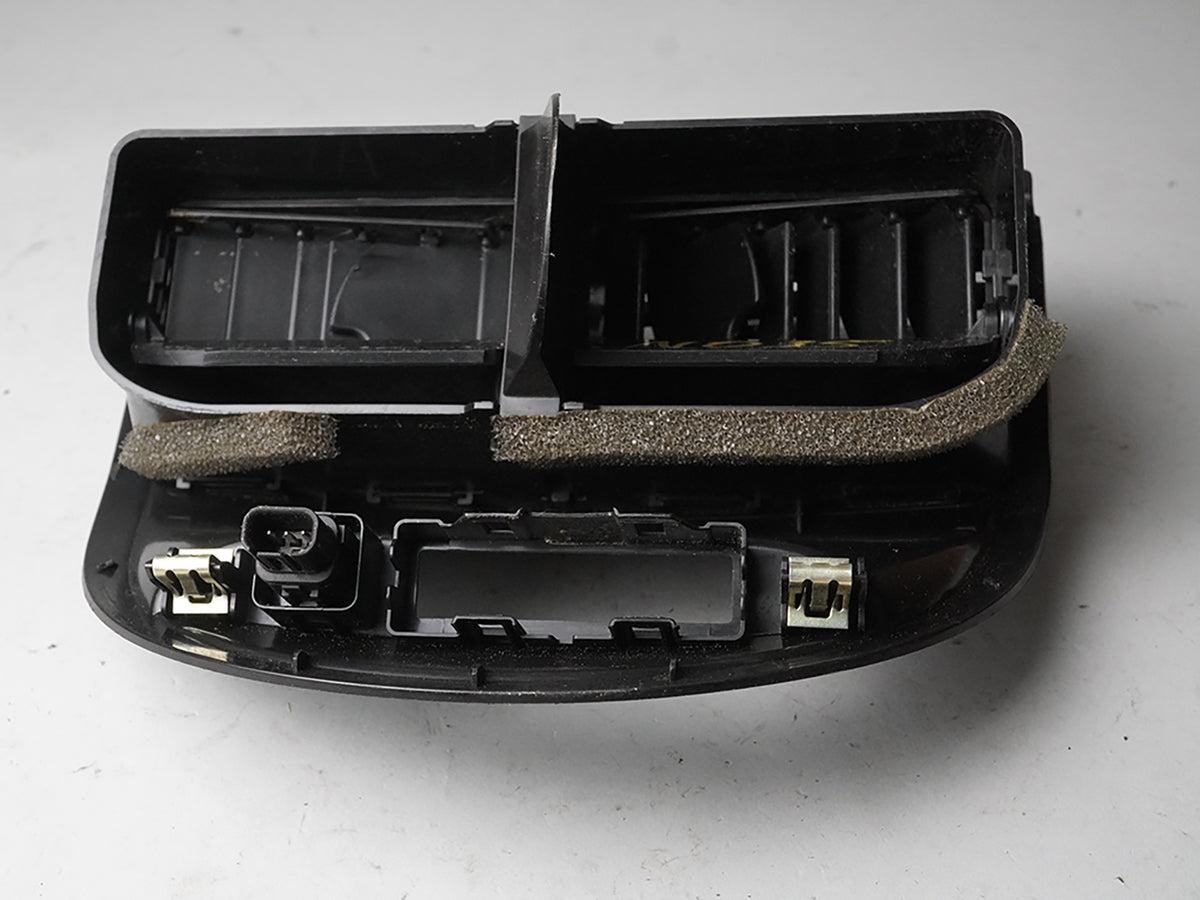 2007 - 2009 Saturn Aura Ac Heater Air Vent Grille Hvac Dash W Hazard Switch  OEM