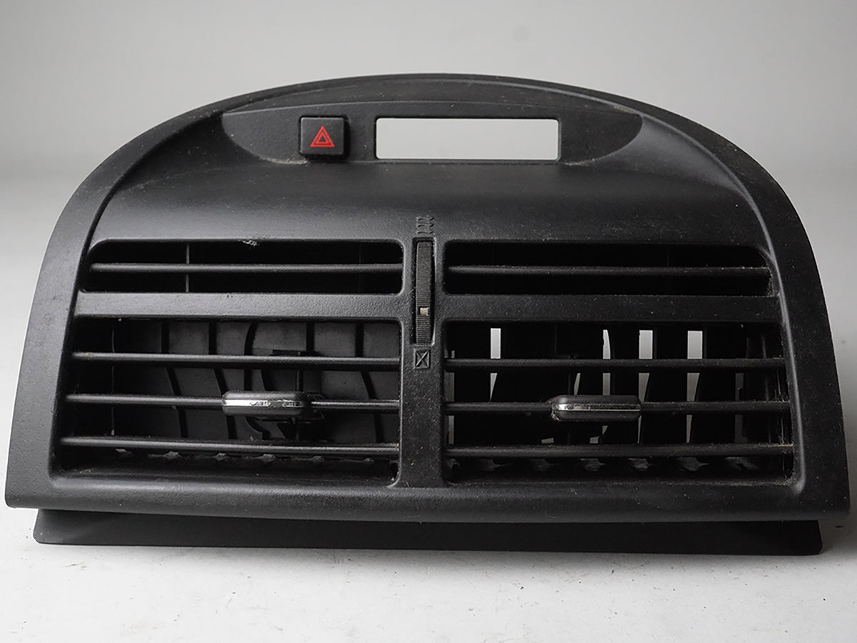 2007 - 2009 Saturn Aura Ac Heater Air Vent Grille Hvac Dash W Hazard Switch  OEM