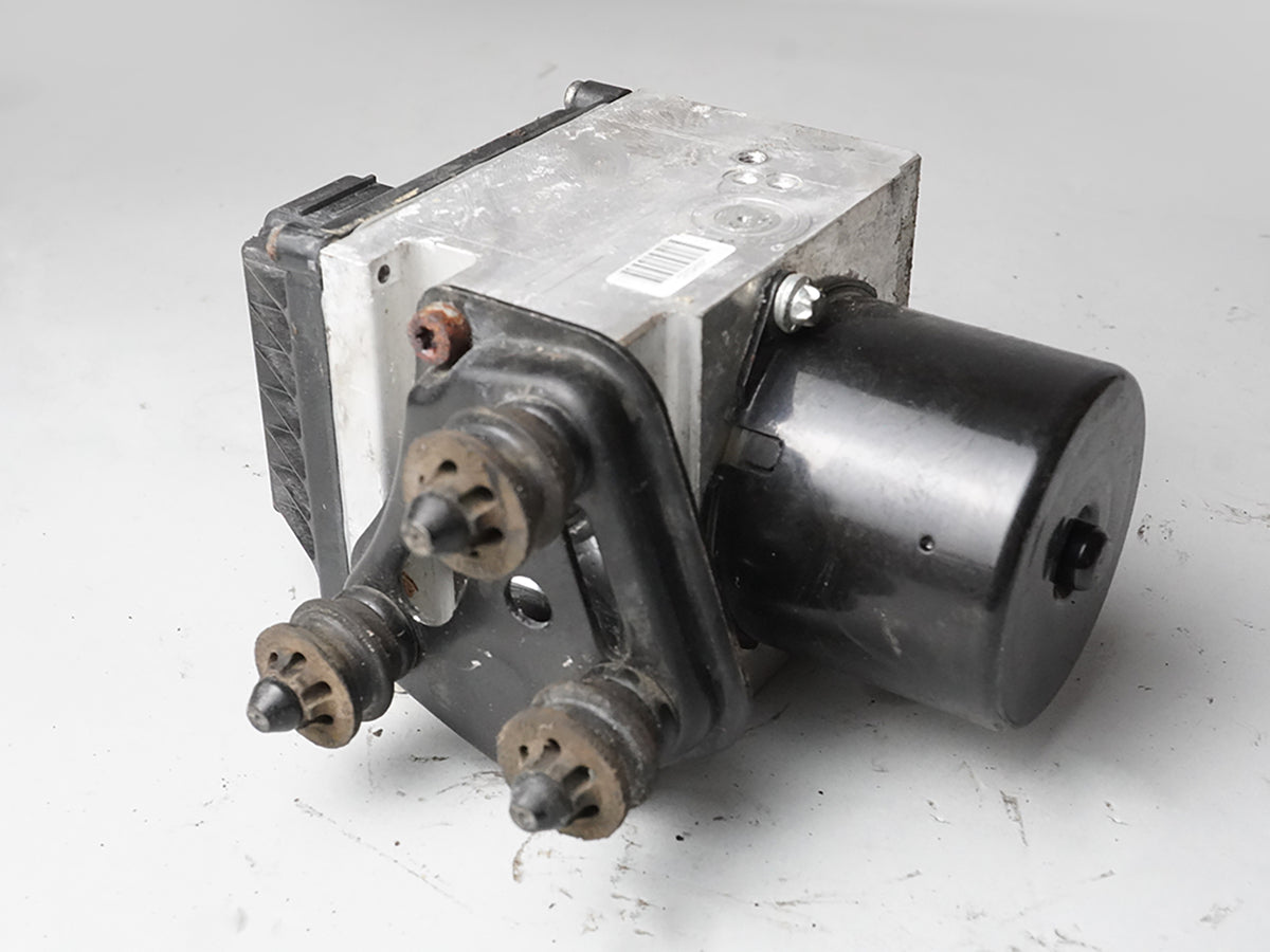 2009 - 2011 Volkswagen Cc Abs Anti Lock Brake Actuator Pump Module Unit OEM