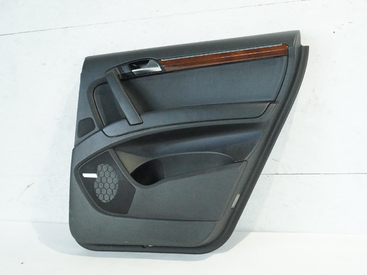 2007 - 2011 Audi Q7 4L Door Panel Cover Interior W Handle Window Switch Rear Rh