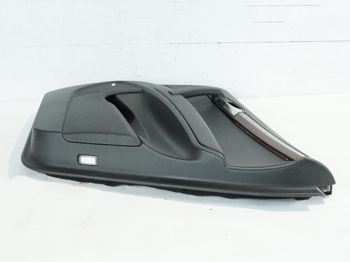 2007 - 2011 Audi Q7 4L Door Panel Cover Interior W Handle Window Switch Rear Rh