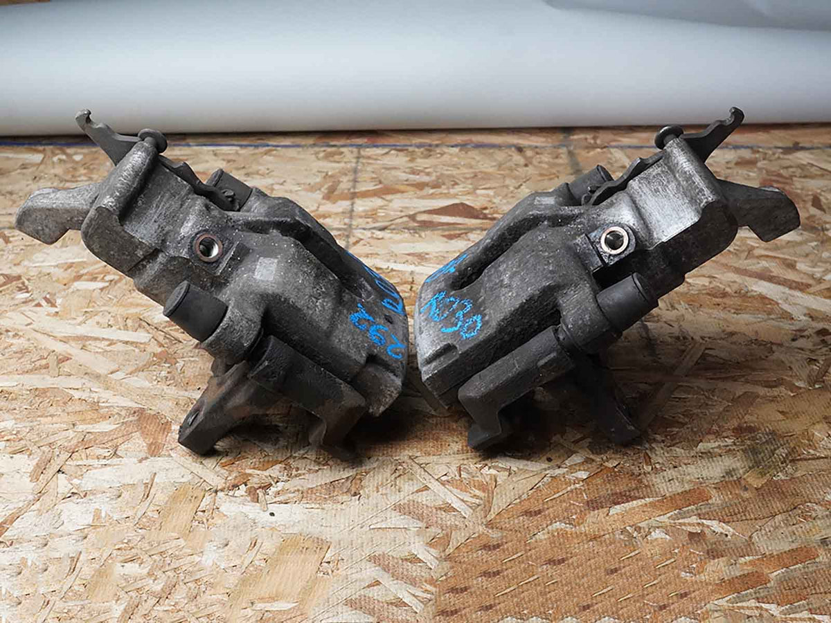 2009 - 2015 Jaguar Xf 4.2L Brake Caliper Set Passenger Right Driver Lh Rear