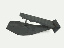 Load image into Gallery viewer, 2007 - 2010 BMW X5 E70 ACCELERATION GAS THROTTLE PEDAL UNIT FRONT LEFT OEM, used