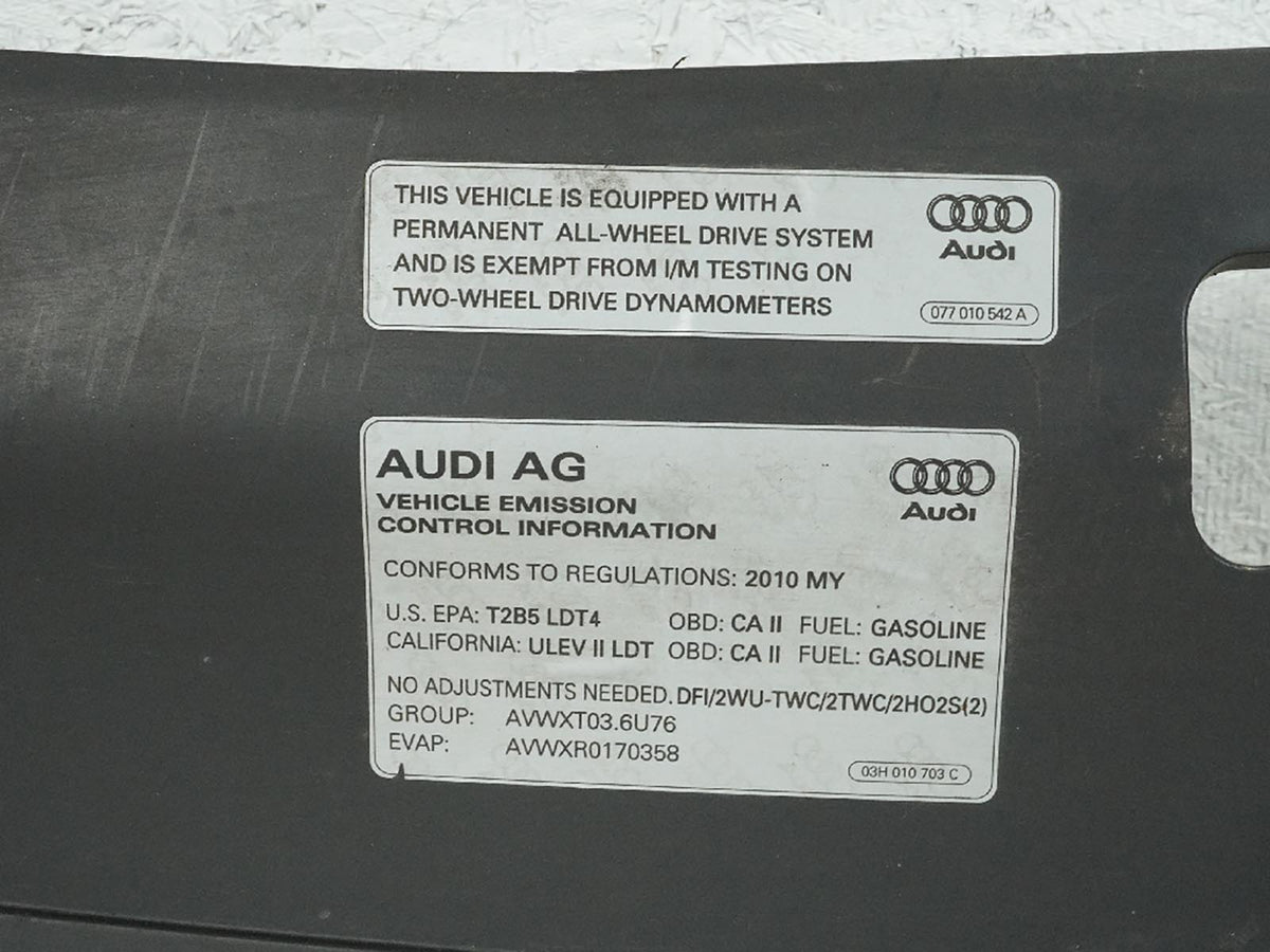 2007 - 2015 Audi Q7 4L Cover Panel Trim Radiator Support Upper 4L0807081 OEM