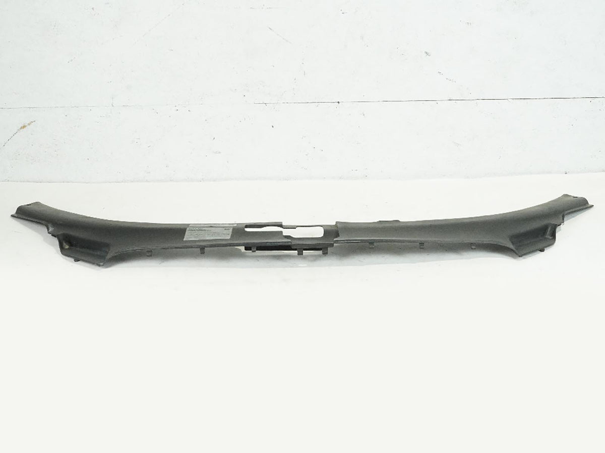 2007 - 2015 Audi Q7 4L Cover Panel Trim Radiator Support Upper 4L0807081 OEM