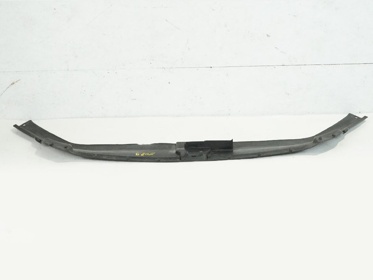 2007 - 2015 Audi Q7 4L Cover Panel Trim Radiator Support Upper 4L0807081 OEM