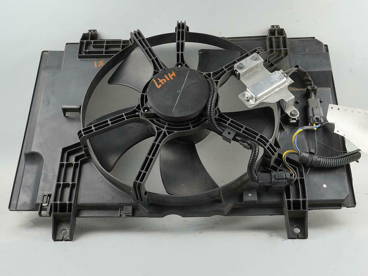 09-11 Nissan Versa 1.8L Fan Assembly Radiator Cooling Engine Front OEM