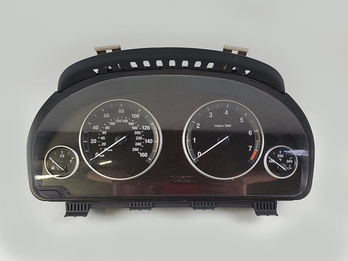 2011 Bmw 5 Series F10 6Cyl Speedometer Cluster Instrument Gauge 928048101 OEM