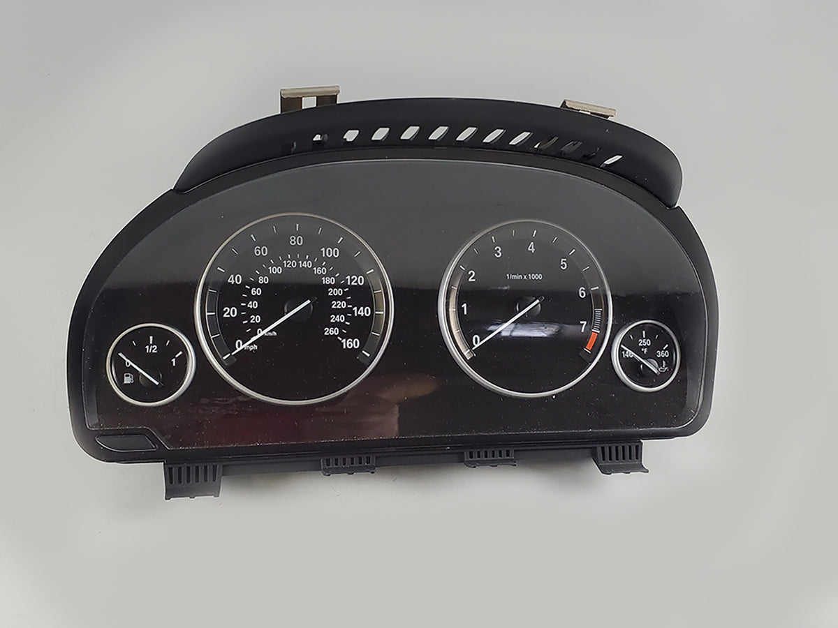 2011 Bmw 5 Series F10 6Cyl Speedometer Cluster Instrument Gauge 928048101 OEM