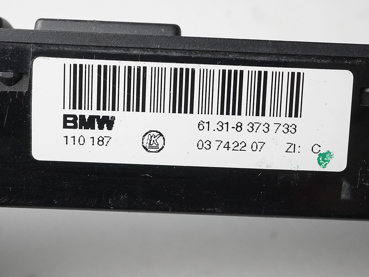 2000 - 2006 Bmw X5 E53 Dsc Trunk Release Control BuTTon Switch 61318373733 OEM