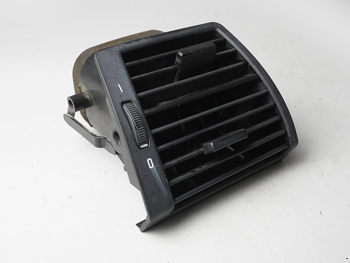 2000 - 2006 Bmw X5 E53 Ac Heater Air Vent Grille Dashboard Right Passenger Rh