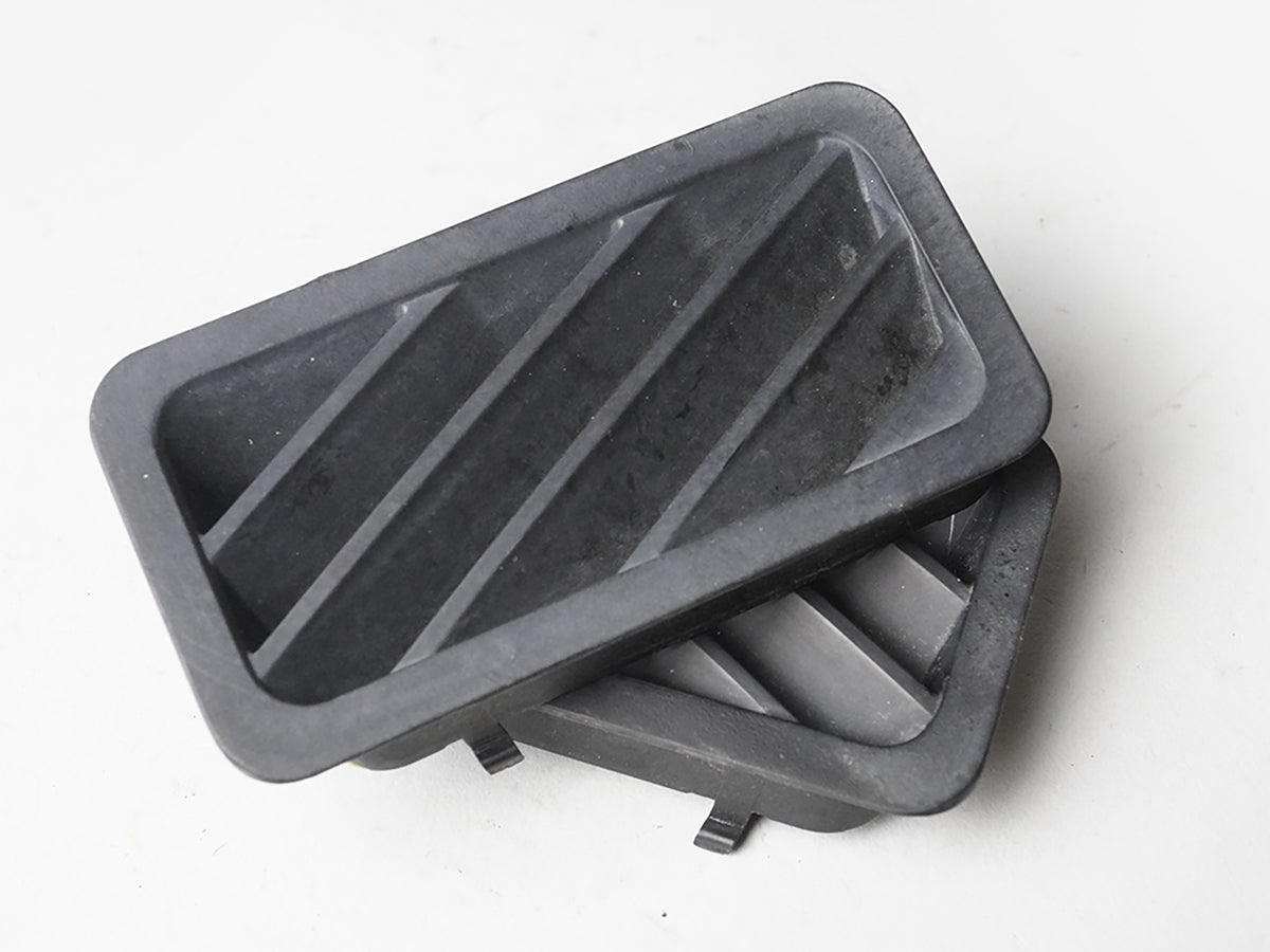 2000 - 2006 Bmw X5 E53 Ac Heater Air Vent Grille Defroster Dashboard Left Right