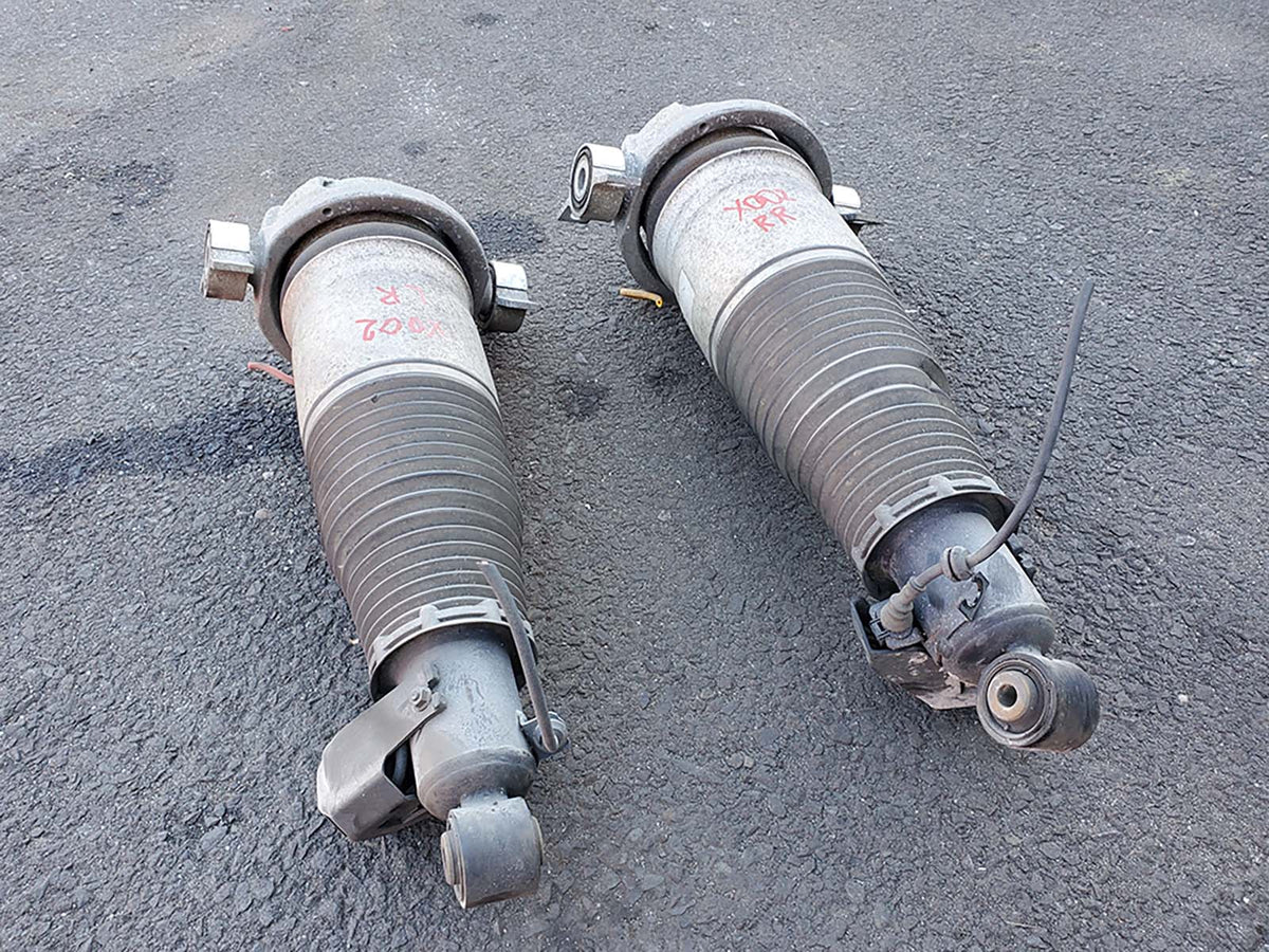 2007 - 2015 Audi Q7 4L 4.2L Air Suspension Shock Strut Rear Left Right Set Of 2