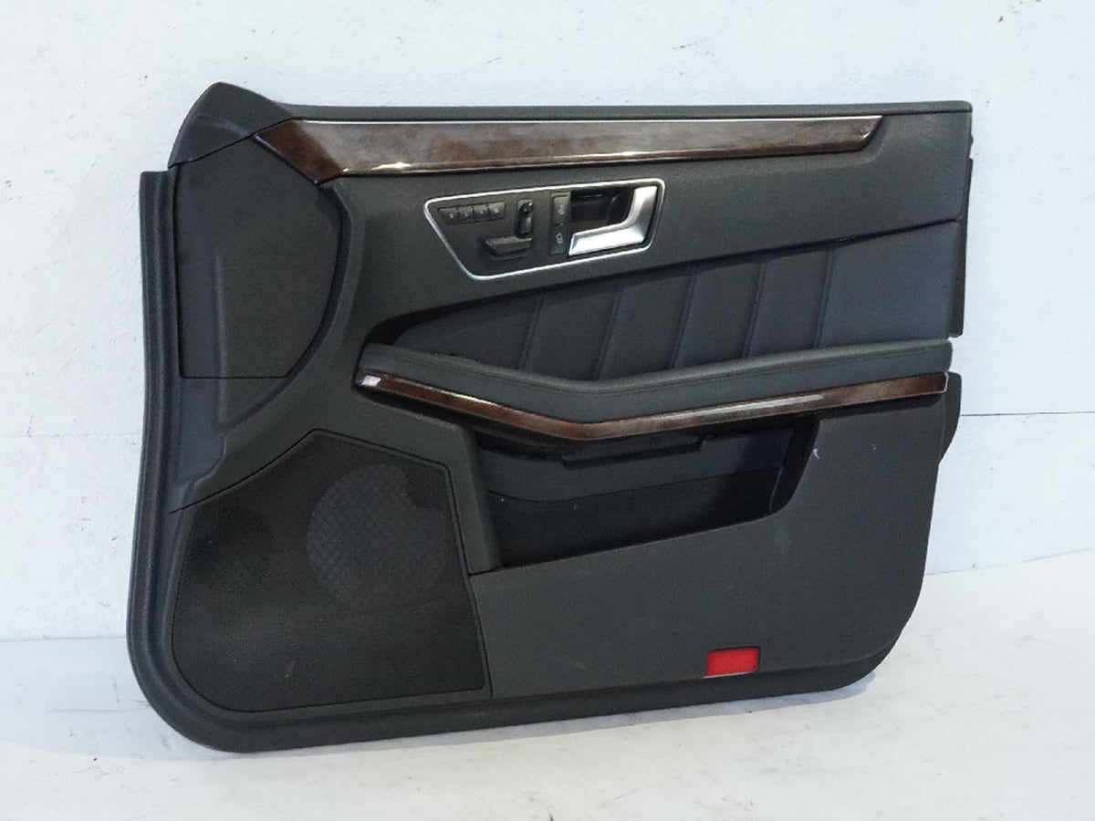 2010 - 2013 Mercedes Benz E Class W212 Door Panel Interior Front Right Rh OEM