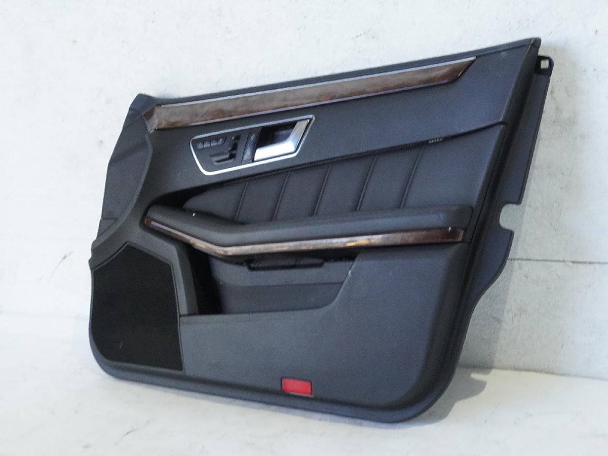 2010 - 2013 Mercedes Benz E Class W212 Door Panel Interior Front Right Rh OEM