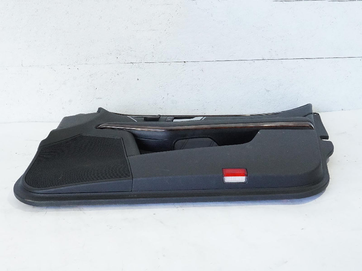 2010 - 2013 Mercedes Benz E Class W212 Door Panel Interior Front Right Rh OEM