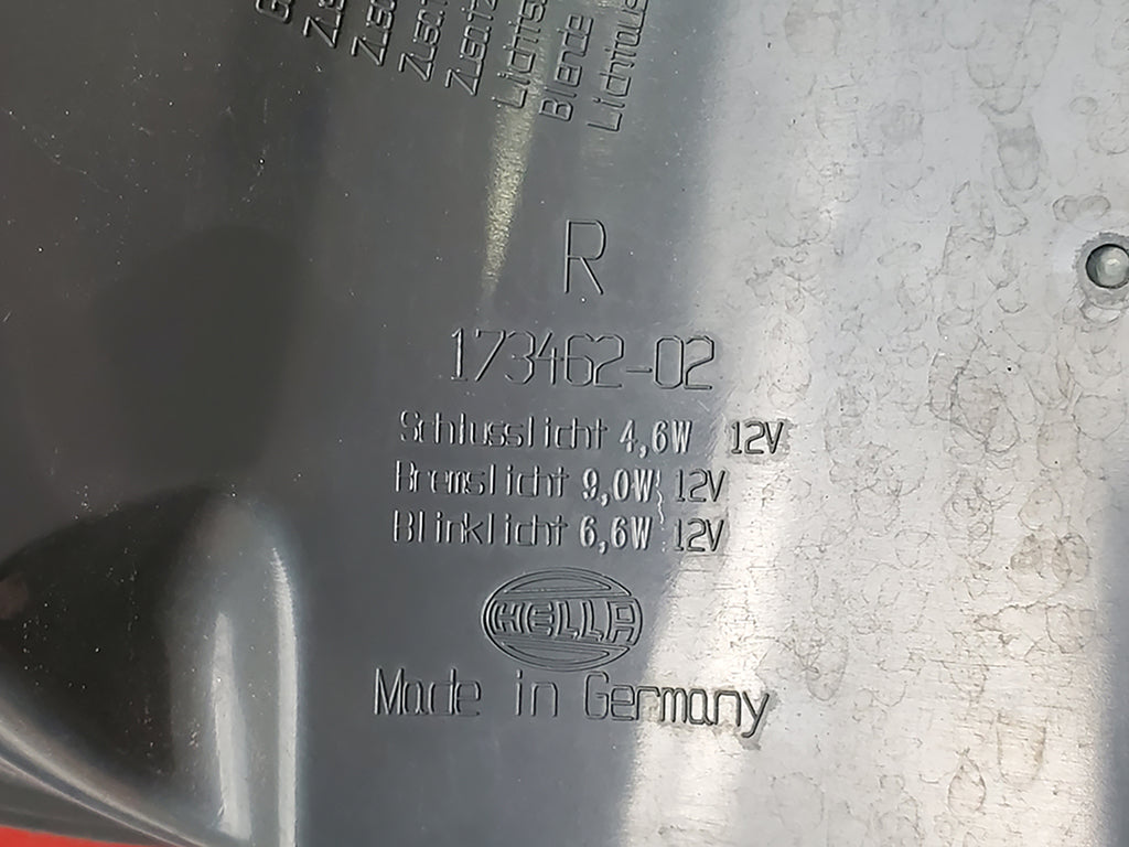  2011 - 2013 BMW 5 SERIES F10 TAILLIGHT BRAKE STOP TAIL LAMP QUARTER RH RIGHT OEM, used