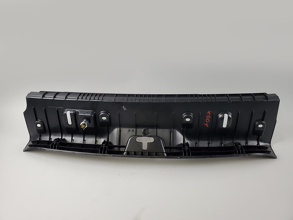  2011 - 2016 BMW 5 SERIES F10 BOOT LOCK TRIM COVER SILL PANEL REAR 7227535 OEM, price