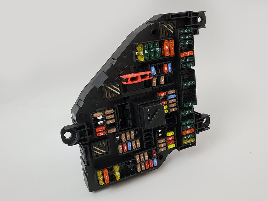  2011 BMW 5 SERIES F10 FUSE BOX MODULE DISTRIBUTION TRUNK MTD REAR 1670499 OEM, in stock